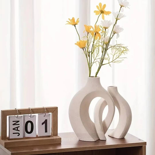 White Ceramic Vase Set For Modern Minimalist Home Decor